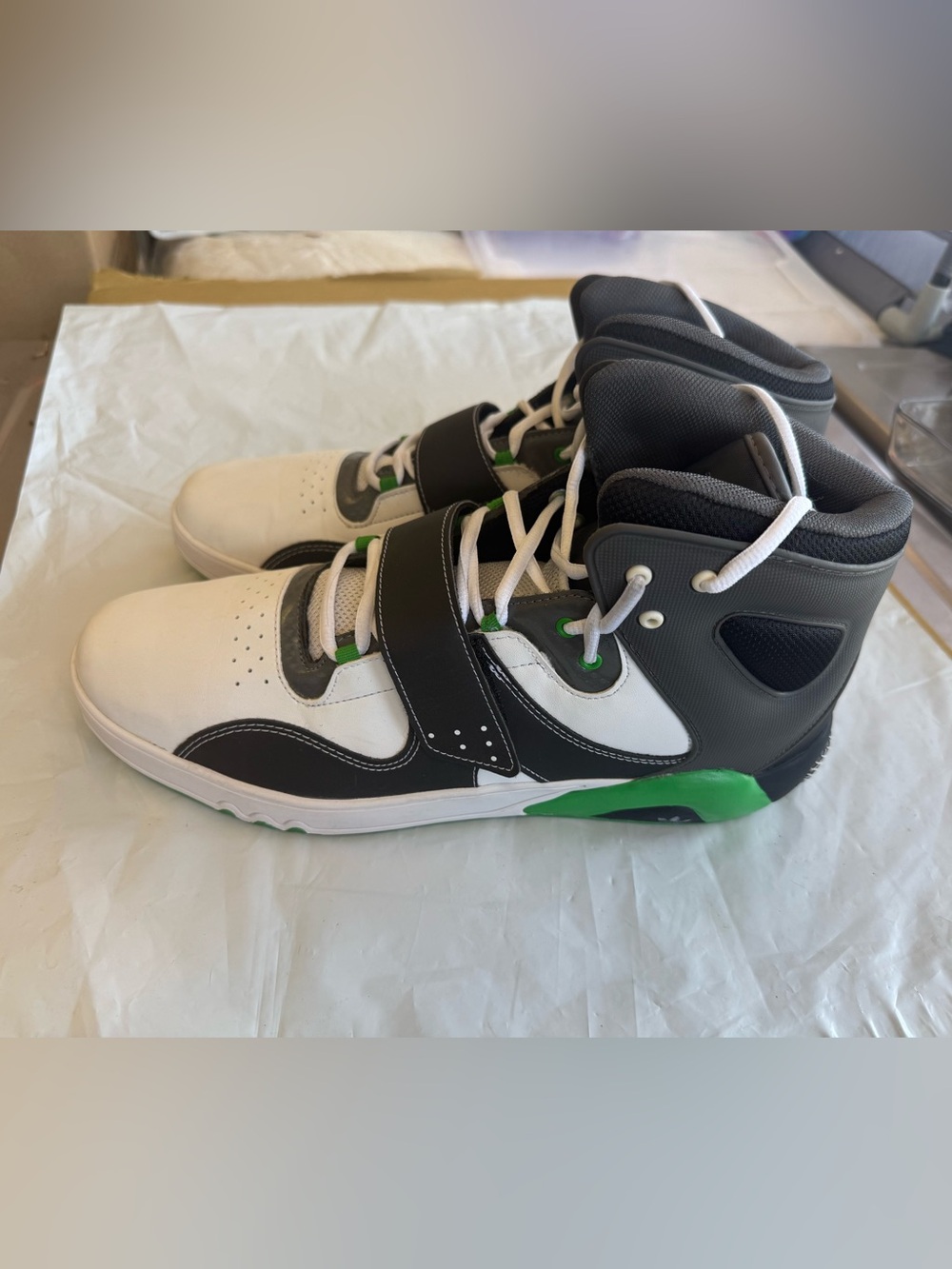 “SIZE 13” MENS HIGHTOP ADIDAS